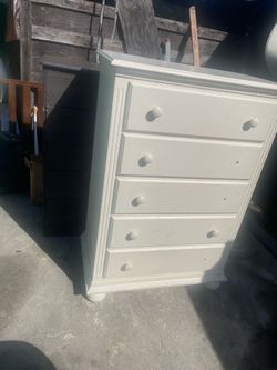 Dressers offers