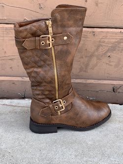 Botas de niña