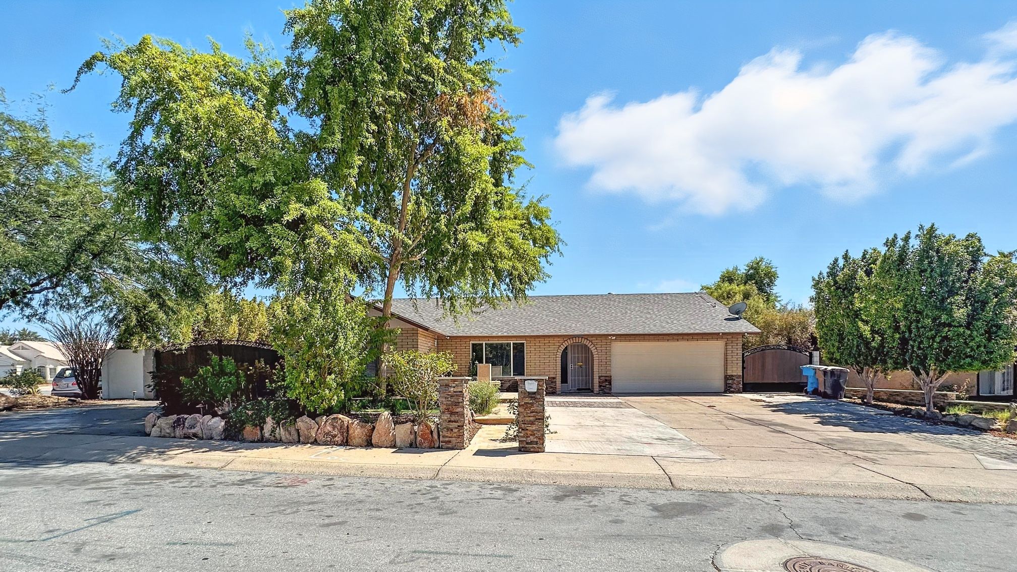 Casa Remodelada En Venta En  Glendale ‼️‼️