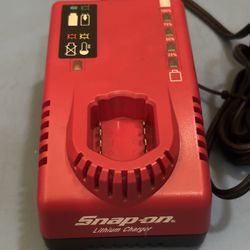 Snap-on Tools 14.4 V Battery Charger