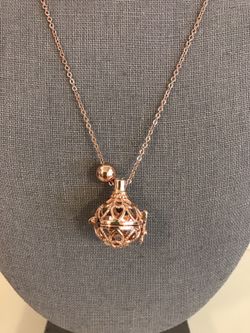 Essential Oil Diffuser Necklace # Royalty Rose Gold