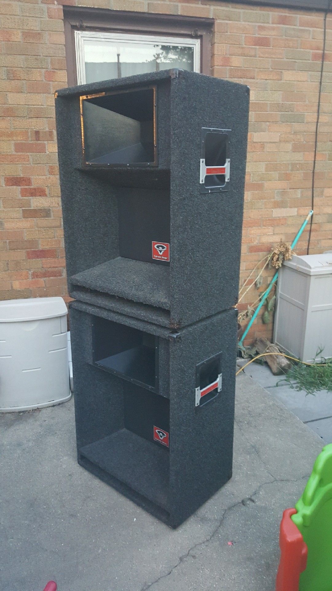 CERWIN-VEGA V30X PA SPEAKERS (Great Condition)