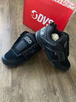 DVS men’s shoes size 11.5