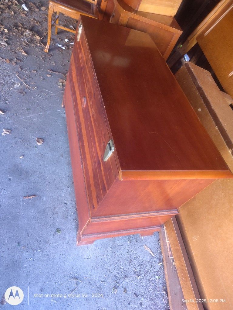 Antique Chest With Drawers