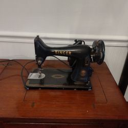 Antique Cabinet Singer Sewing Machine