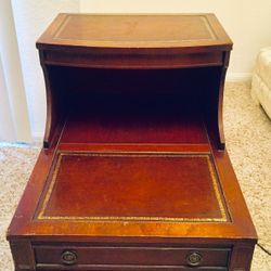 Vintage Gordon Fine Furniture 2 tier Side Table with Drawer
