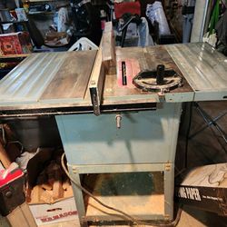 Delta Shop Table Saw Upright 
