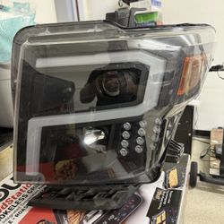 2019 Nissan Titan Driver and Passenger Side Black/Smoke LED Light Tube Projector Headlights 