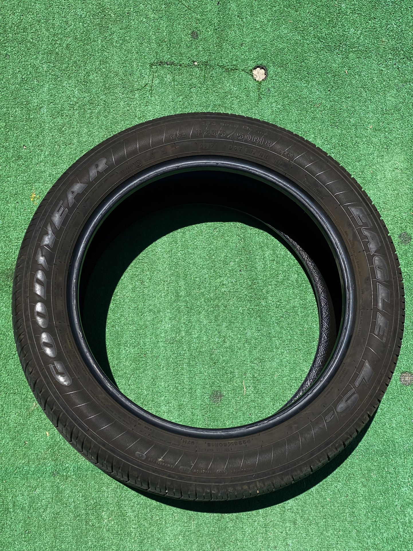 235 50 18
