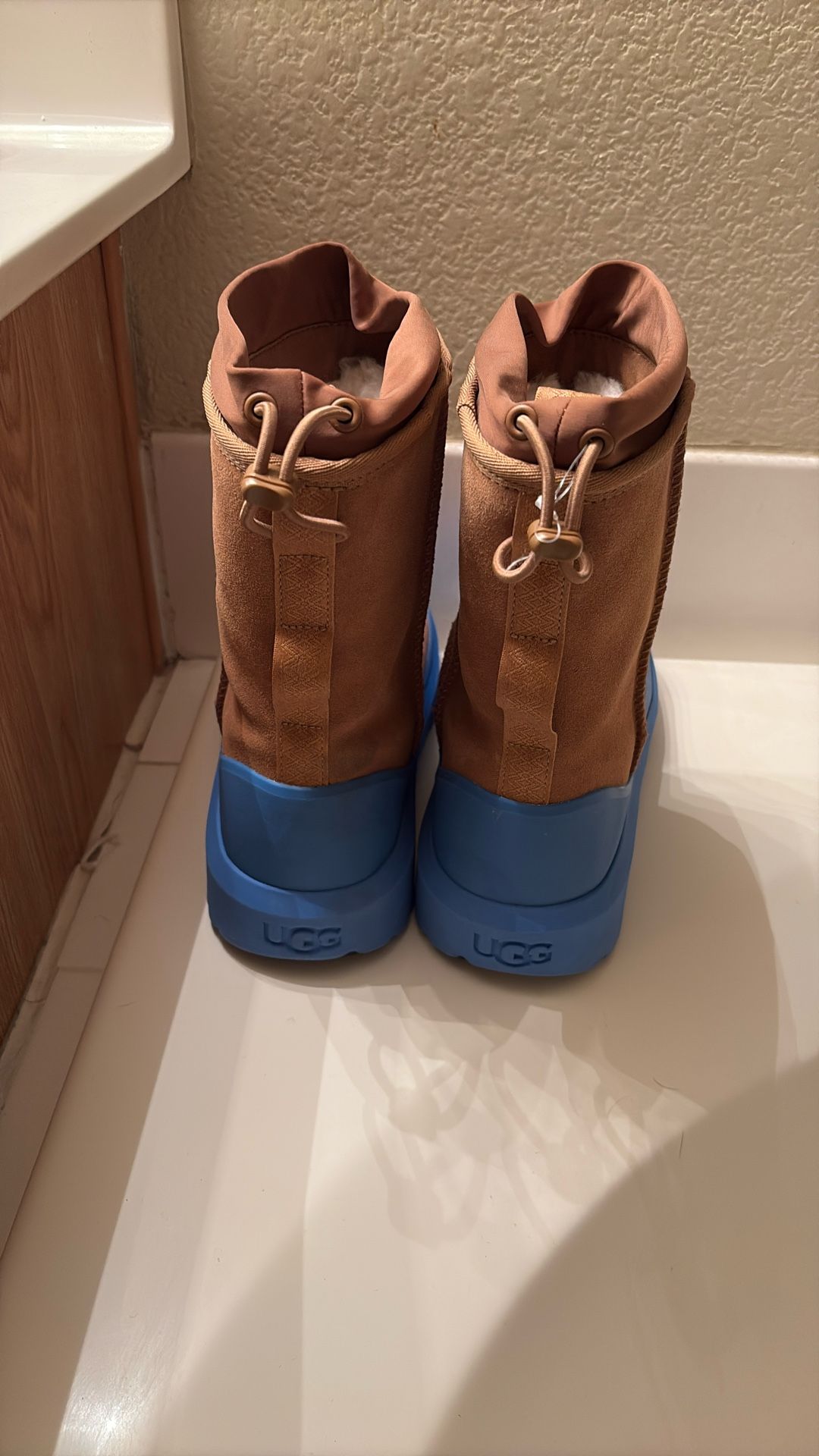 UGG Classic Short Weather Hybrid Boot