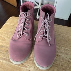 Pink Cliff boots by White Mountain