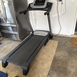 Gently Used Nordic Track T8.0 Treadmill 