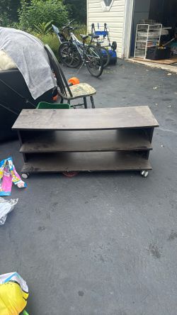 Tv Stands With Wheels 