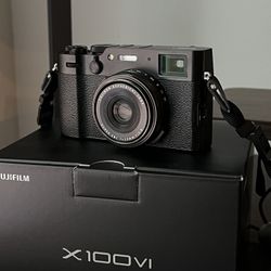 FUJIFILM X100VI Digital Camera (Black)