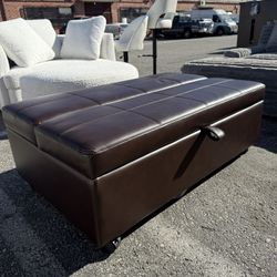Emorie Sleeper Ottoman 