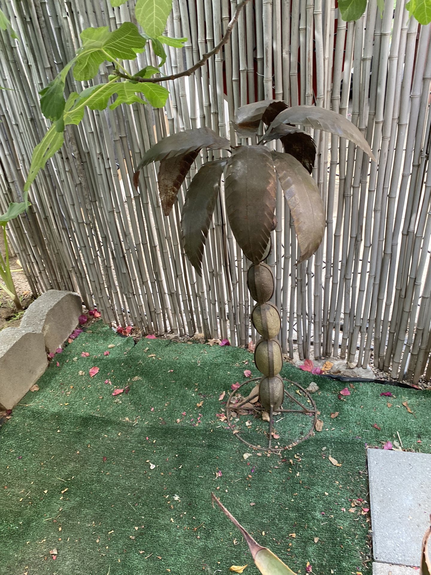 Outdoor Palm Tree Decor