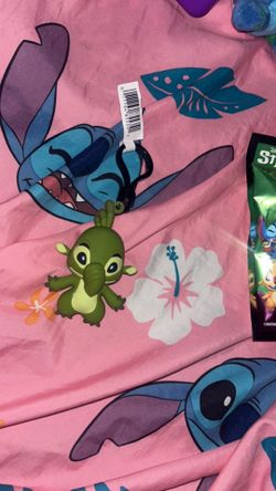 Stitch Figural Bag Clip 