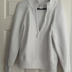 White pullover sweater small