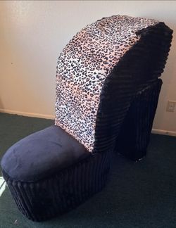 High Heel Stiletto Leopard Design Chair