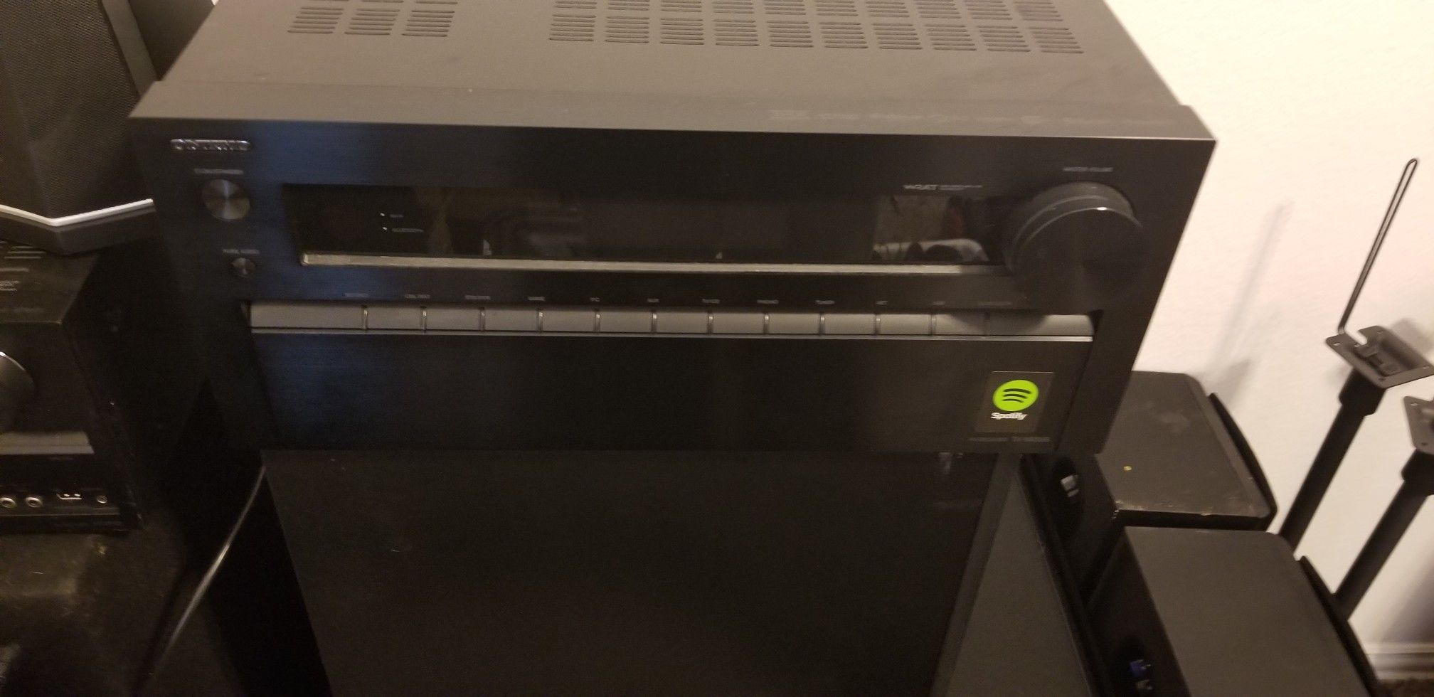 Onkyo TX-NR 838 Reciever