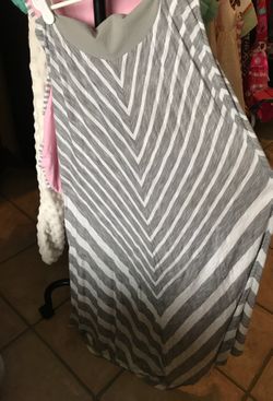 Motherhood maternity gray striped skirt
