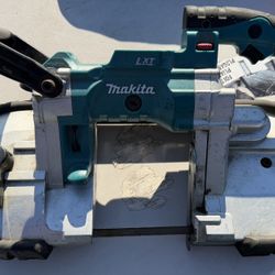 Makita 18V LXT Lithium-Ion Cordless Portable Band Saw (Tool Only