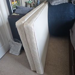 4-inch Cal King Box Spring (2 Pcs)