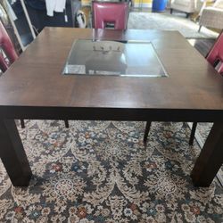 Dining Room Table & Chairs (3)