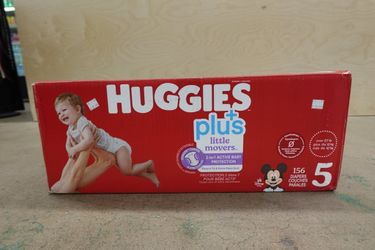 Size 5 Huggies Plus Little Movers Diapers – 156 Count