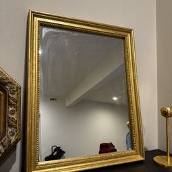 Vintage Gold Mirror 16inx20in
