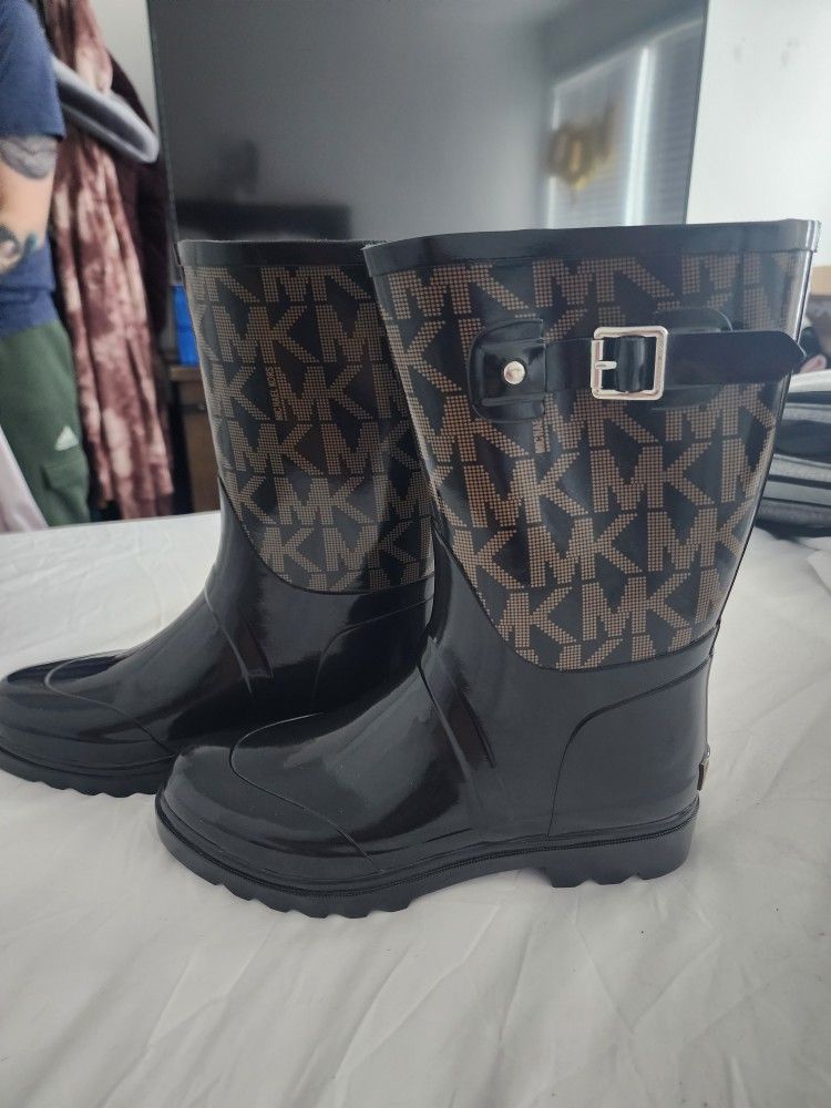 michael kors rain boots size 10
