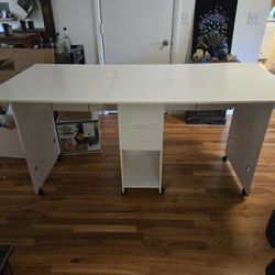 Rolling Foldout Crafting Table