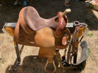 Reinsman Saddle 14" Seat, Semi Quarter Bars, 6.5 To 6.75 Gullet
