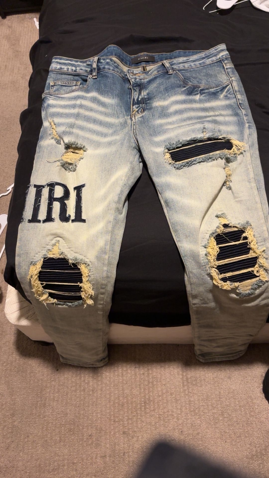 Amiri Jeans