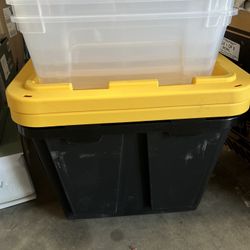 12 Gallon Containers 