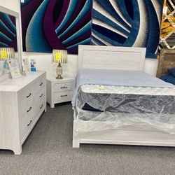 4pc Queen Size Bedroom Set $599