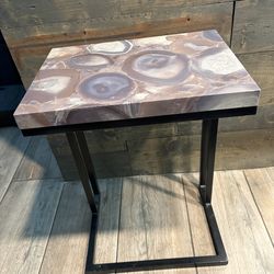 Lovely small side table / accent table black metal base faux geode stone top