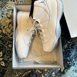 Jordan 11s