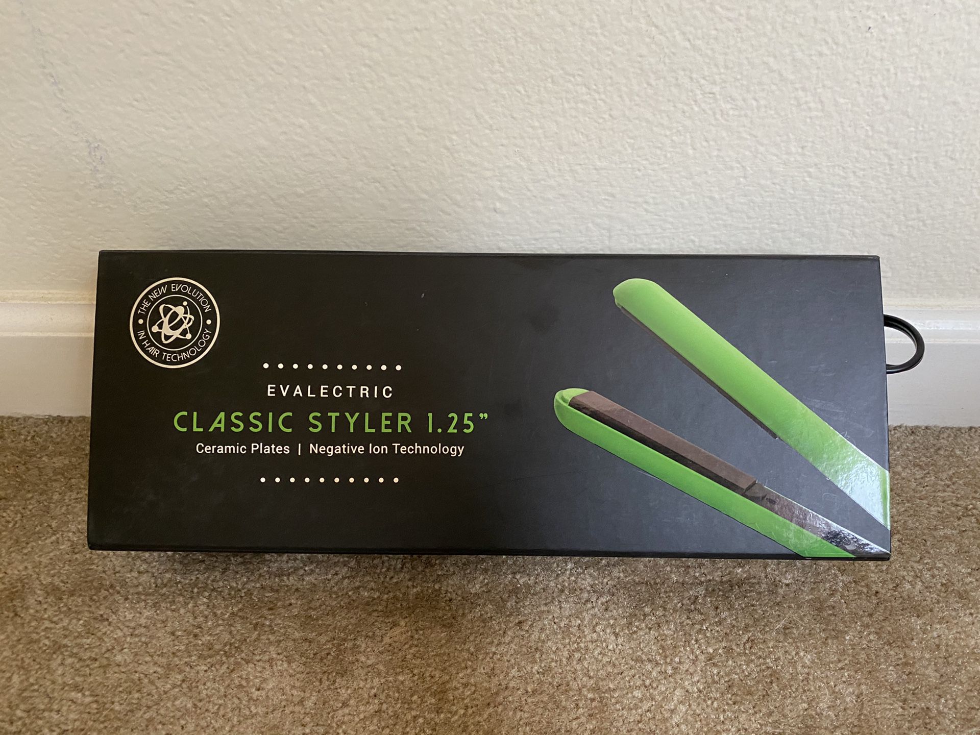 New never used Hair straightener and curler