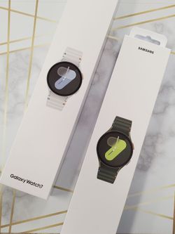 Samsung - Galaxy Watch 7 44MM (Cellular) Fair Silver