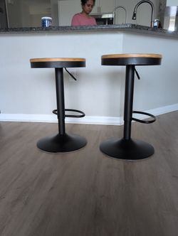 Adjustable Modern Industrial Bar Stool (Set of 2)