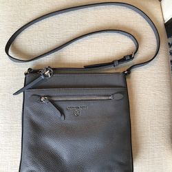 Micheal  Kors Jet Set Charm Leather Small North South Flat Crossbody