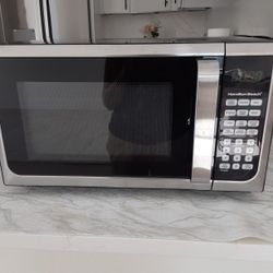 Countertop Macrowave Oven hamilton Beach 