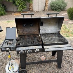Used Char-Griller Gas and Charcoal Grill