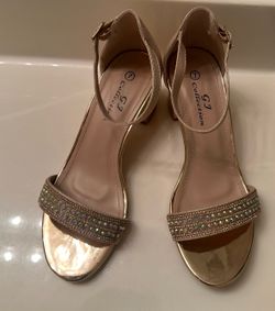 Rose Gold/Champage Heels  size 7