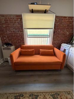 Pull out sofa bed