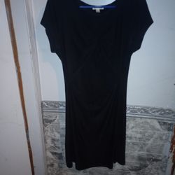 Black Short Sleeve Midi Dress