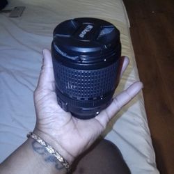 Nikon Camera Lense 75$