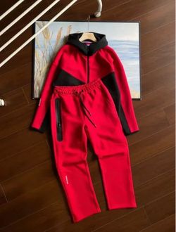 Nike tech any size any color