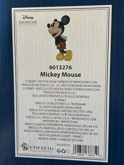 Disney showcase Mickey